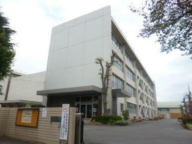 西原小学校　1117ｍ/徒歩14分、車3分