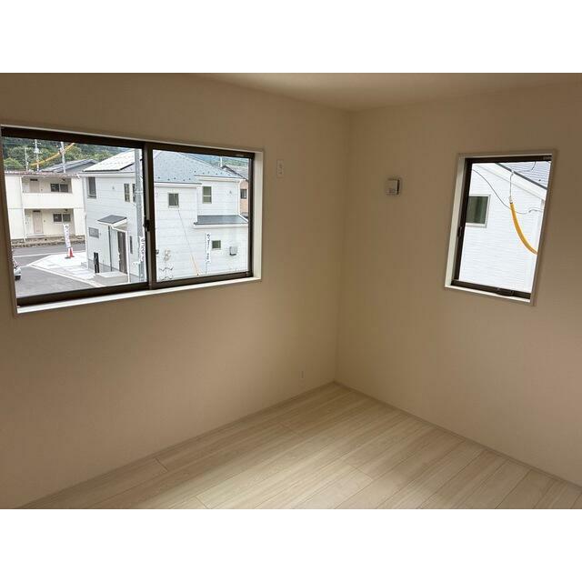リビングとは別に静かな時間を楽しめる部屋（5号棟）