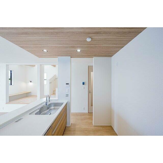 建物だけでなく、立地や周辺状況もあわせて確認できます。