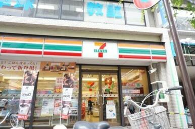 セブンイレブン三鷹駅南通り店