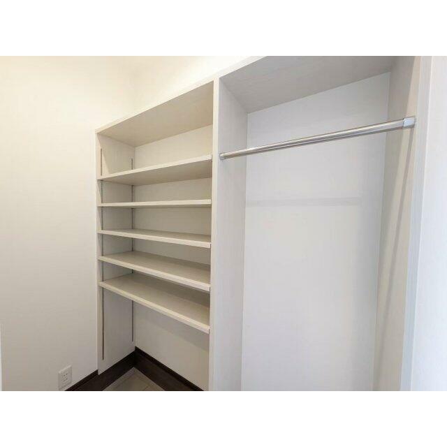 土間収納には趣味の道具やベビーカーなど使い道いろいろ♪