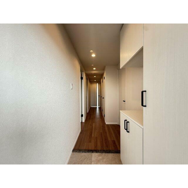 玄関～廊下に収納がたくさんあります♪