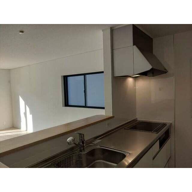 フラットなプレートで掃除が楽ちんなIHクッキングヒーター