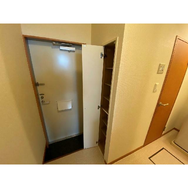 シューズボックス