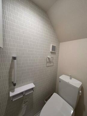 見落としなしで隅々チェック。トイレは家を映す鑑となります。（1号棟）