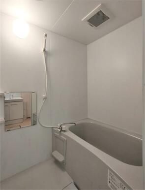 ２４時間換気システムを採用した清潔な浴室