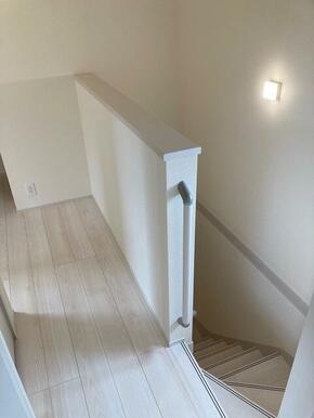 帰ってきたらまずは玄関で消毒や消臭を（2号棟）