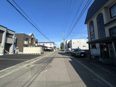 前面道路（8.0m）