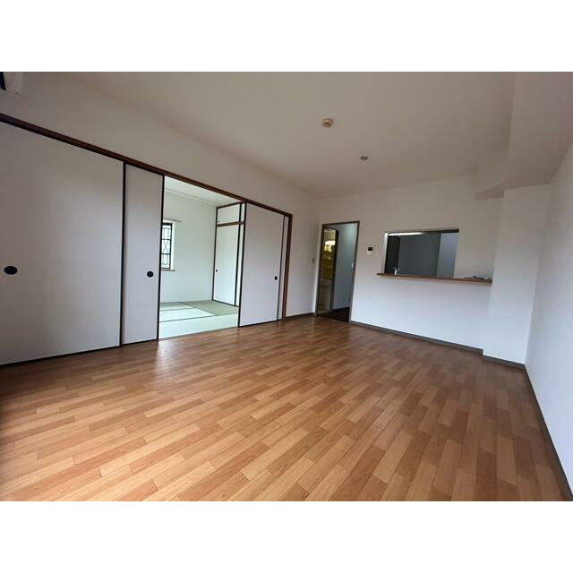 apartment 堀山下