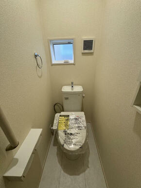 (2)1階トイレ