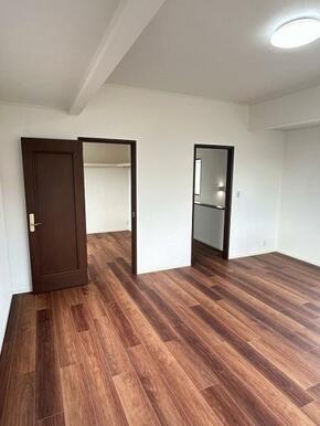 「3F南側洋室」約12.8帖のお部屋です。