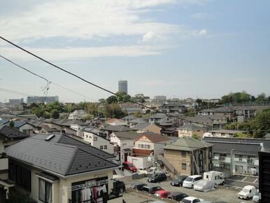 高台立地なので眺望も良いです
