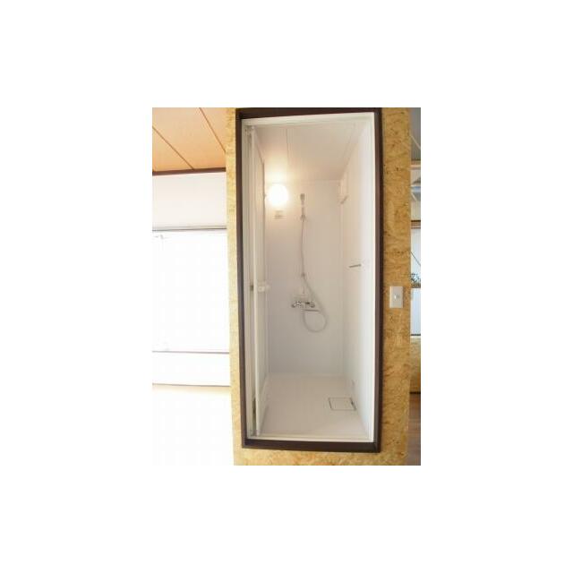 シャワーブース