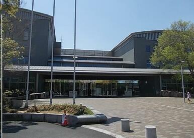 県立図書館さん
