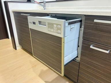 キッチン(食洗機付きで家事もはかどります)