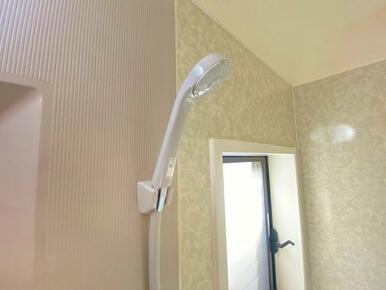 浴室シャワー