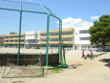 亘理町立逢隈小学校