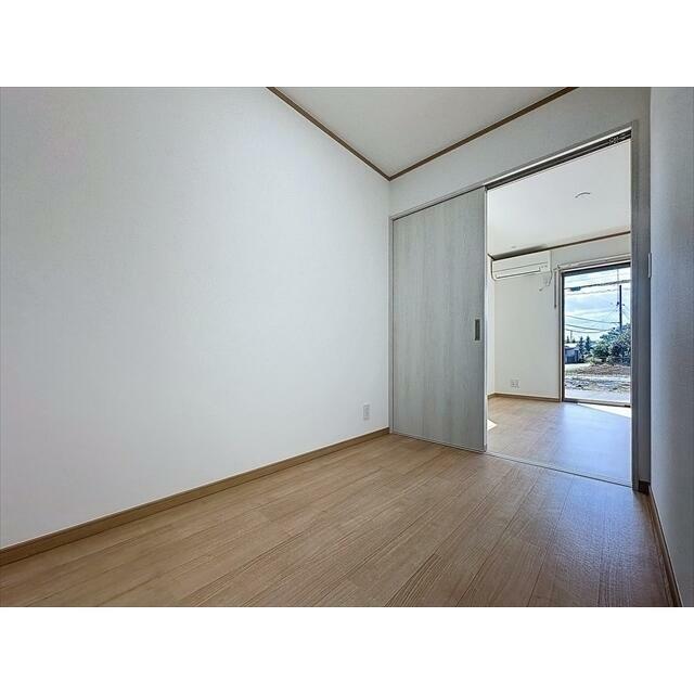 寝室や収納部屋で活用できるＳルーム