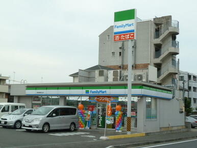 ファミリーマート
