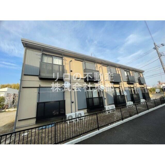 周囲は閑静な住宅街なので騒音の心配もございません♪