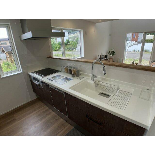 システムキッチン（ＩＨ）には食洗機完備♪