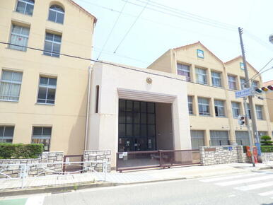 神戸市立西須磨小学校