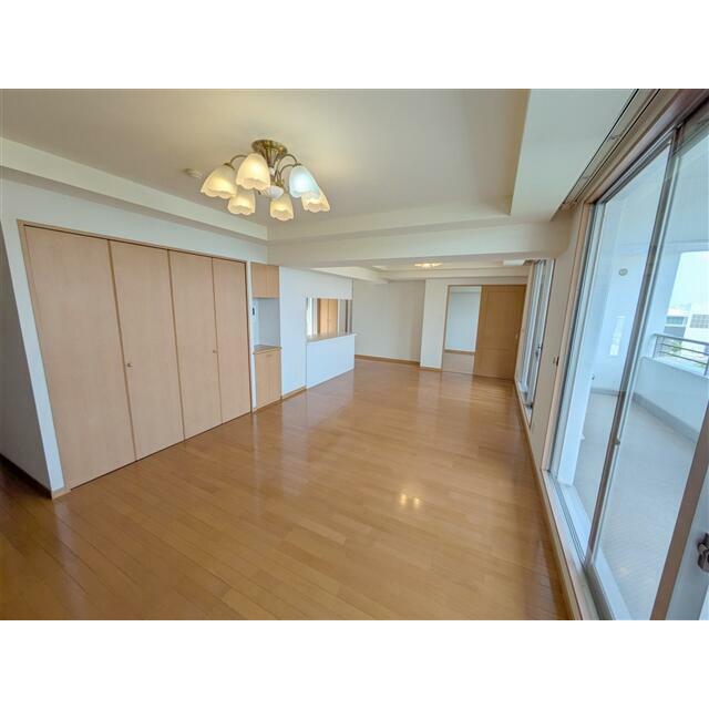 約23帖のLDKです。