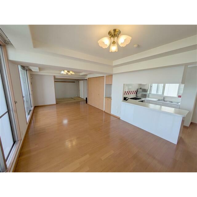 約23帖のLDKです。