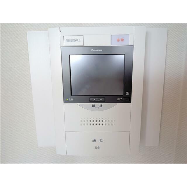 リビングのモニターホンです。