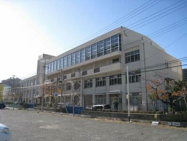 神戸市立本山南小学校