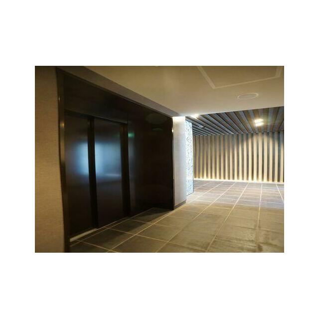 防犯カメラ・エレベーター付の積水ハウス施工の賃貸マンションです。