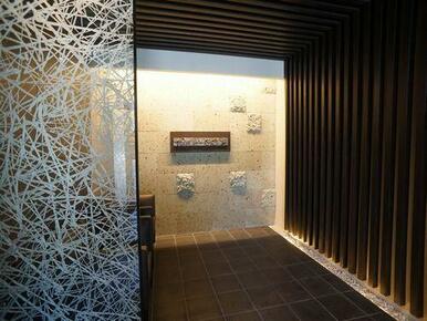 防犯カメラ・エレベーター付の積水ハウス施工の賃貸マンションです。