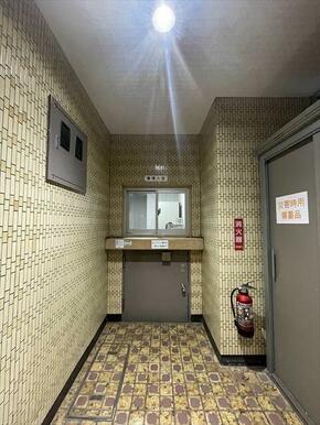 管理人室