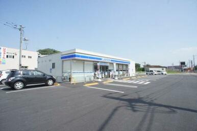 ローソン佐野大橋町店まで車で3分（1.0ｋｍ）