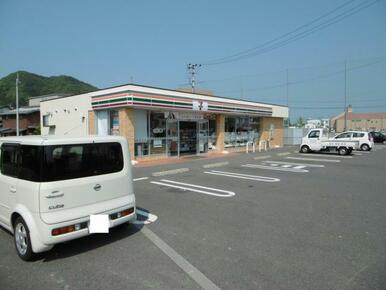 セブンイレブン小松島中田町店