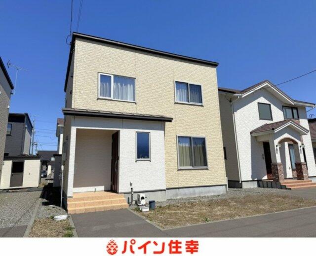 苫小牧市 光洋町２丁目 2階建 4LDKの写真