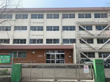 北九州市立足立小学校