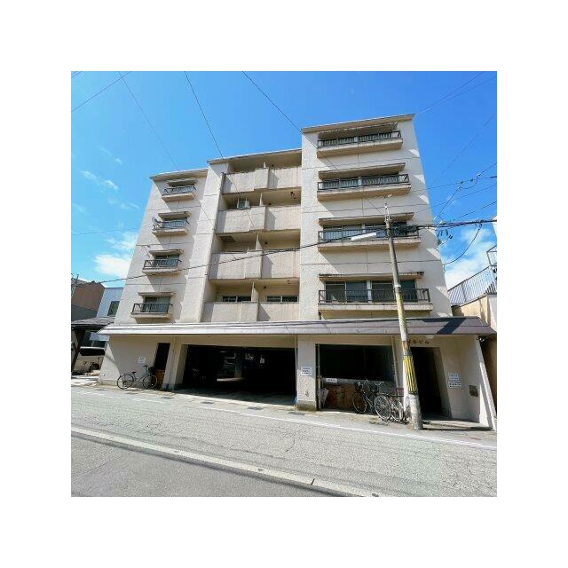 エレベーター付きで安心♪