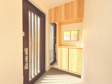 【1号棟】玄関周り・シューズボックス