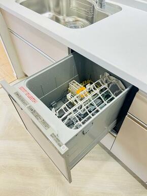 「キッチン」食洗器付きで洗い物もらくちんです。