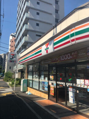 セブンイレブン横浜中央２丁目店