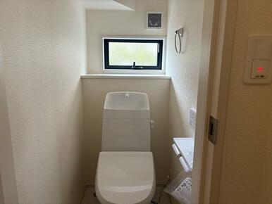 一日平均8回、一年平均2500回。長い時間を過ごすトイレだからこそ快適空間に（2号棟）