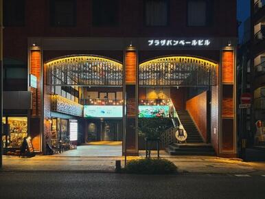 外観（夜）