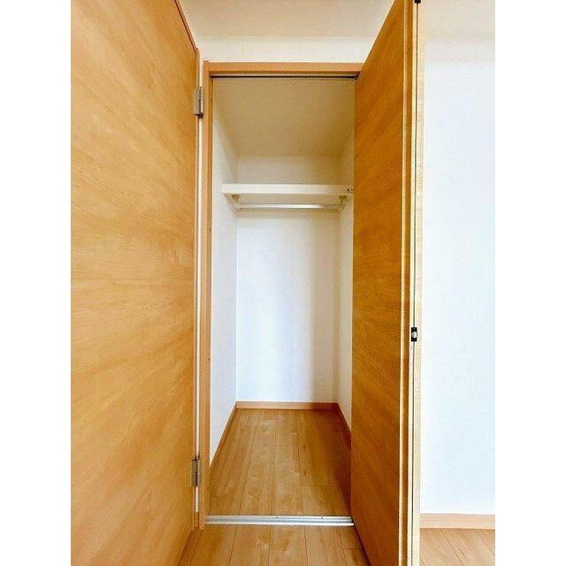 「北西側洋室」クローゼットのお写真です。
