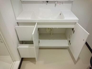 2ＬＤＫのみ　独立洗面台下収納