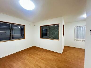 「LDK」別の角度からのお写真です。