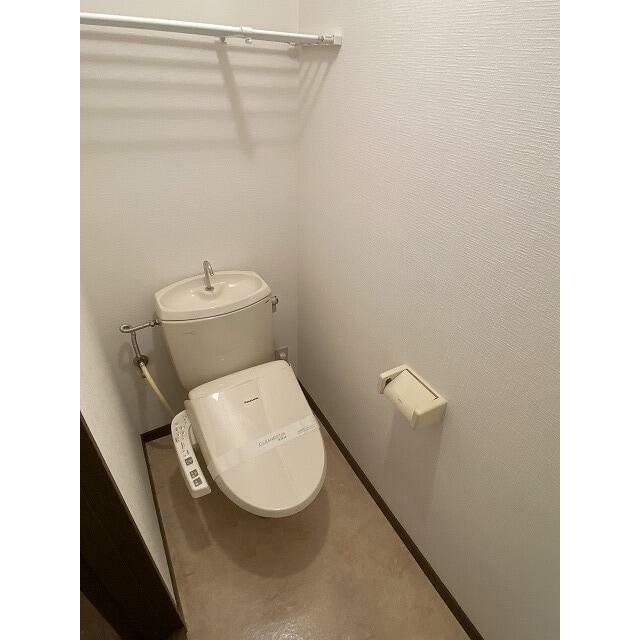 ※温水洗浄便座は残置物