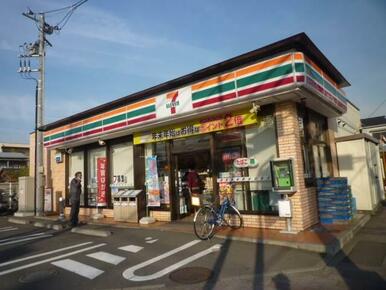 セブンイレブン上草柳店