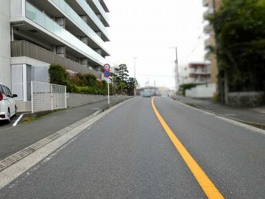 南側道路