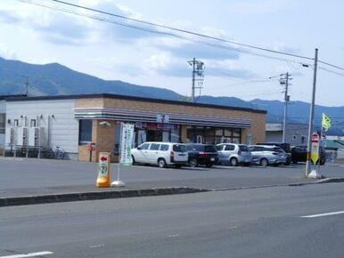 セブンイレブン富良野緑町店